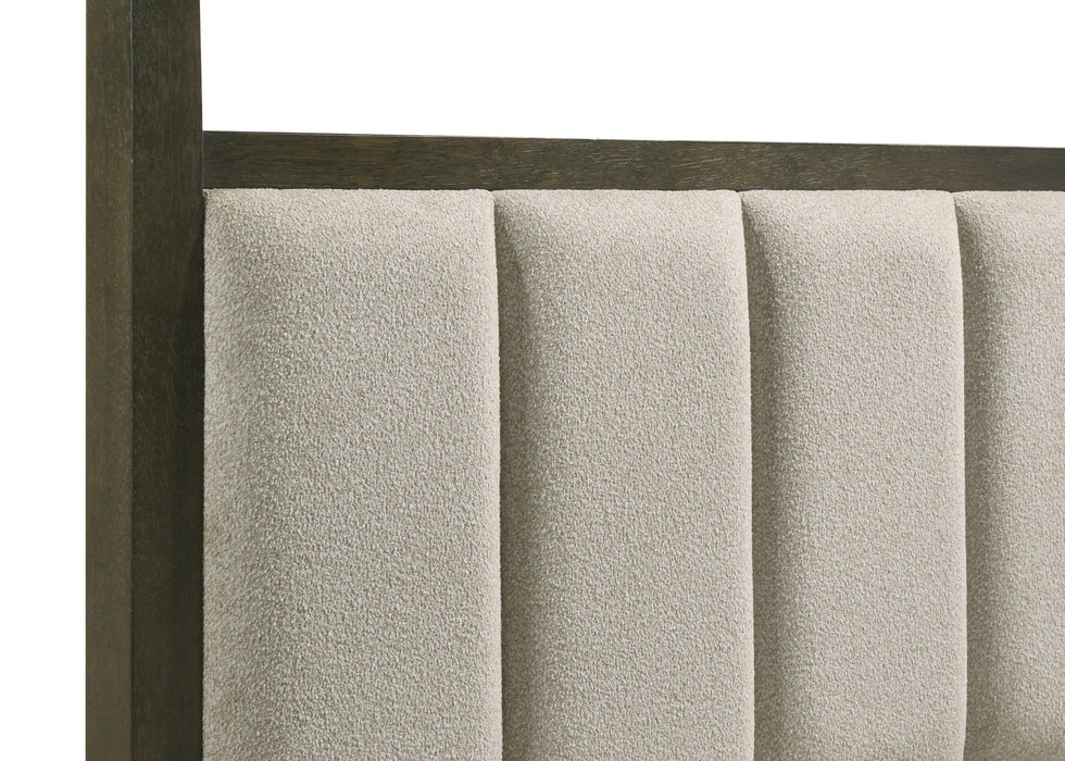 Gran Park 4 & 5 Piece Bedroom Set E.King, Queen, & Cal.King