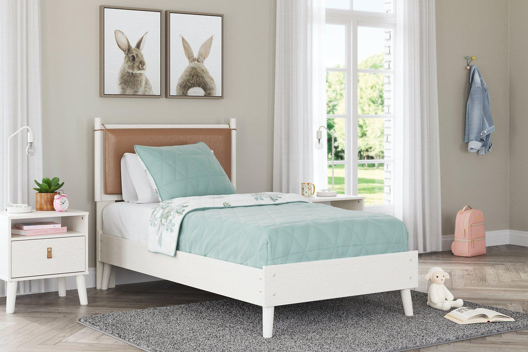 Aprilyn Bed - Aras Mattress And Furniture(Las Vegas, NV)