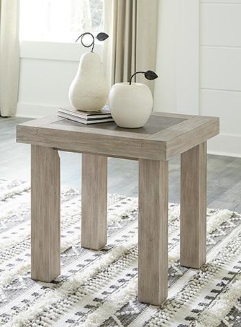 Hennington End Table - Aras Mattress And Furniture(Las Vegas, NV)