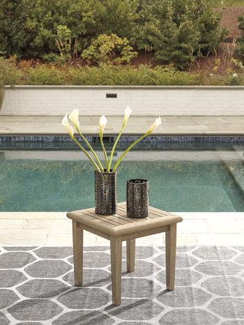 Gerianne End Table - Aras Mattress And Furniture(Las Vegas, NV)