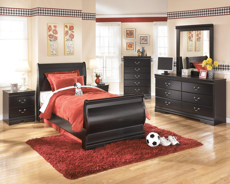 Huey Vineyard Dresser and Mirror - Aras Mattress And Furniture(Las Vegas, NV)