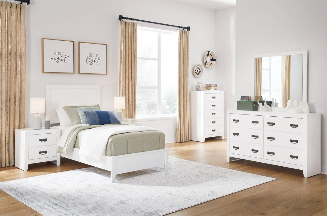 Binterglen Dresser and Mirror - Aras Mattress And Furniture(Las Vegas, NV)