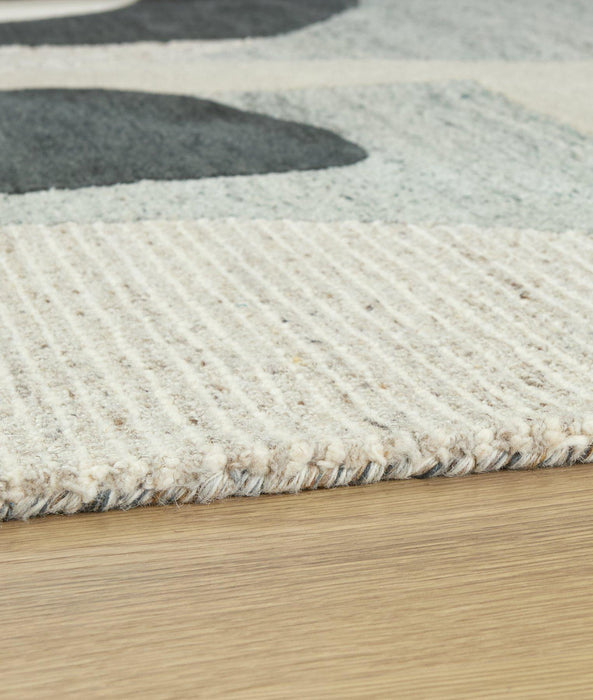 Edrickhill 8' x 10' Rug