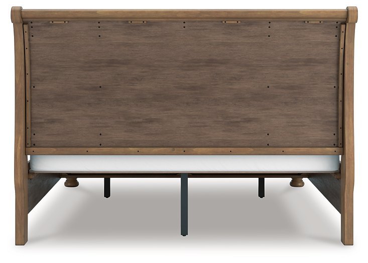 Feddinger Panel Storage Bed