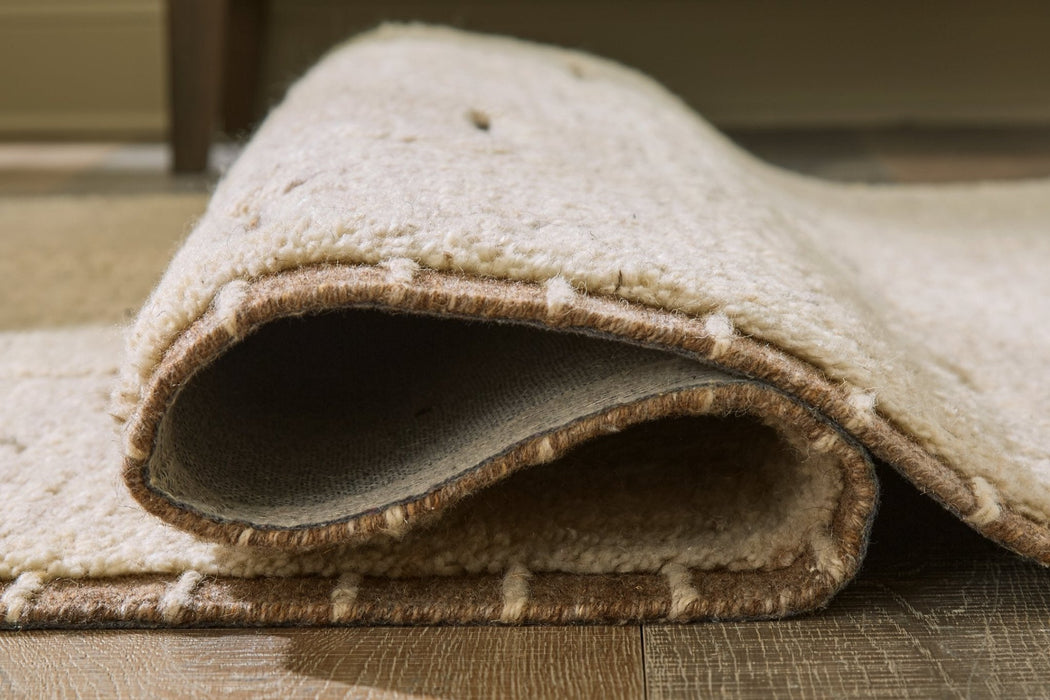 Clayman Rug - Aras Mattress And Furniture(Las Vegas, NV)