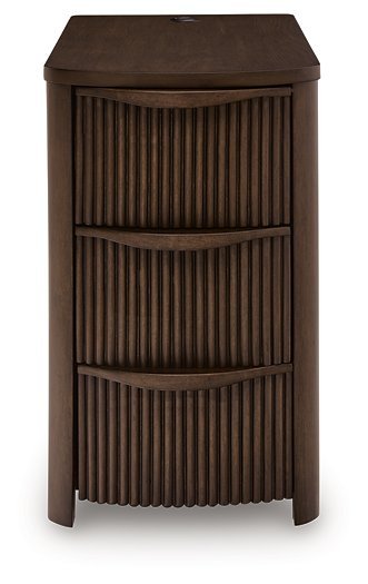 Camdill Chairside End Table - Aras Mattress And Furniture(Las Vegas, NV)