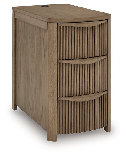 Camdill Chairside End Table - Aras Mattress And Furniture(Las Vegas, NV)